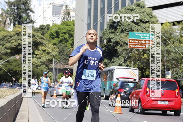 Buy your photos of the eventMaratona e Meia Maratona das Gerais on Fotop