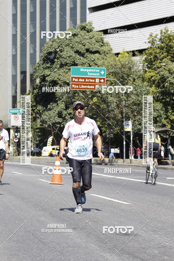 Buy your photos of the eventMaratona e Meia Maratona das Gerais on Fotop