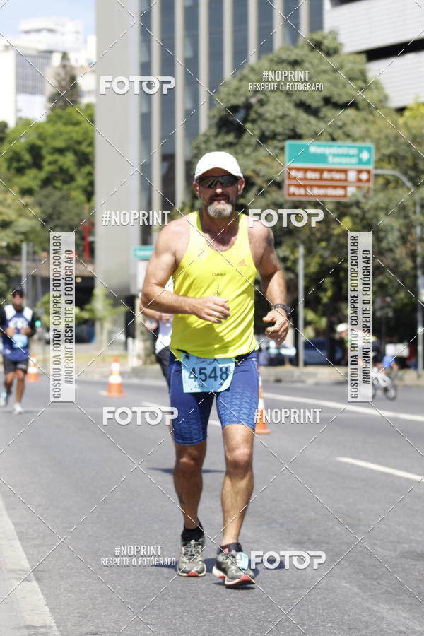 Buy your photos of the eventMaratona e Meia Maratona das Gerais on Fotop