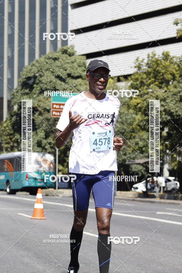 Buy your photos of the eventMaratona e Meia Maratona das Gerais on Fotop