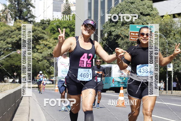 Buy your photos of the eventMaratona e Meia Maratona das Gerais on Fotop