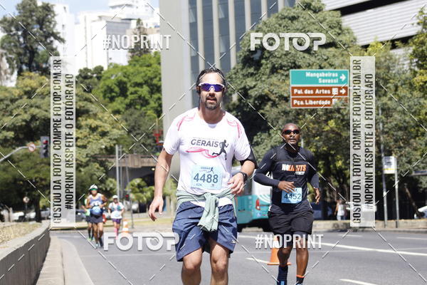 Buy your photos of the eventMaratona e Meia Maratona das Gerais on Fotop