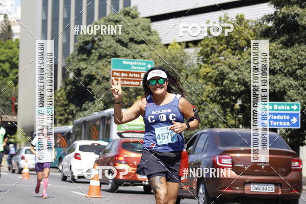 Buy your photos of the eventMaratona e Meia Maratona das Gerais on Fotop