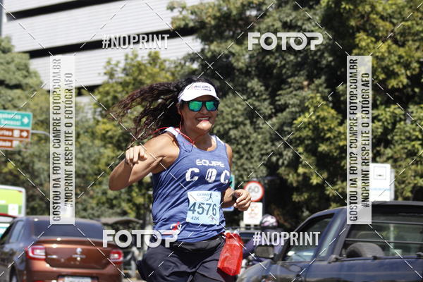 Buy your photos of the eventMaratona e Meia Maratona das Gerais on Fotop