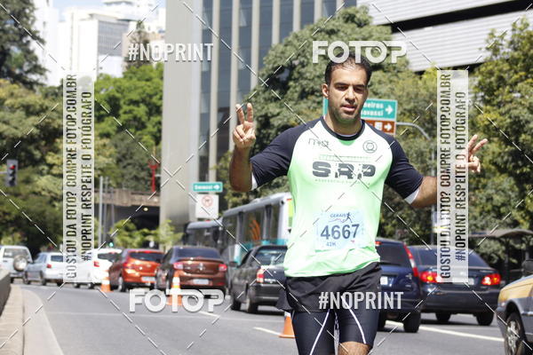 Buy your photos of the eventMaratona e Meia Maratona das Gerais on Fotop