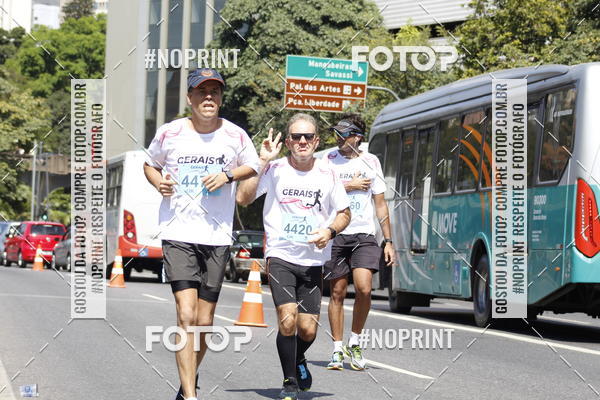 Buy your photos of the eventMaratona e Meia Maratona das Gerais on Fotop