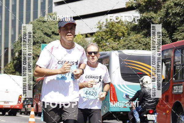Buy your photos of the eventMaratona e Meia Maratona das Gerais on Fotop