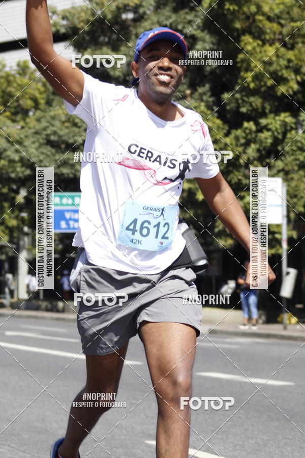 Buy your photos of the eventMaratona e Meia Maratona das Gerais on Fotop
