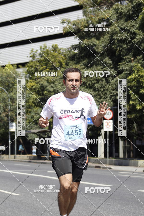 Buy your photos of the eventMaratona e Meia Maratona das Gerais on Fotop