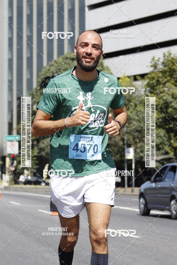 Buy your photos of the eventMaratona e Meia Maratona das Gerais on Fotop