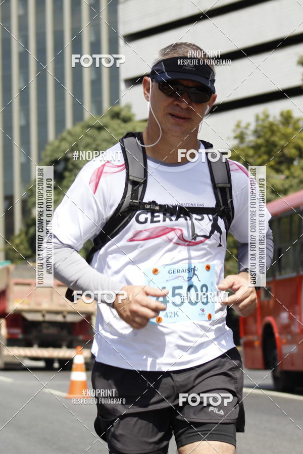 Buy your photos of the eventMaratona e Meia Maratona das Gerais on Fotop