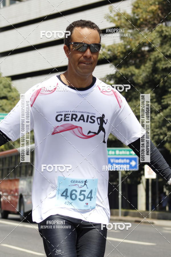 Buy your photos of the eventMaratona e Meia Maratona das Gerais on Fotop