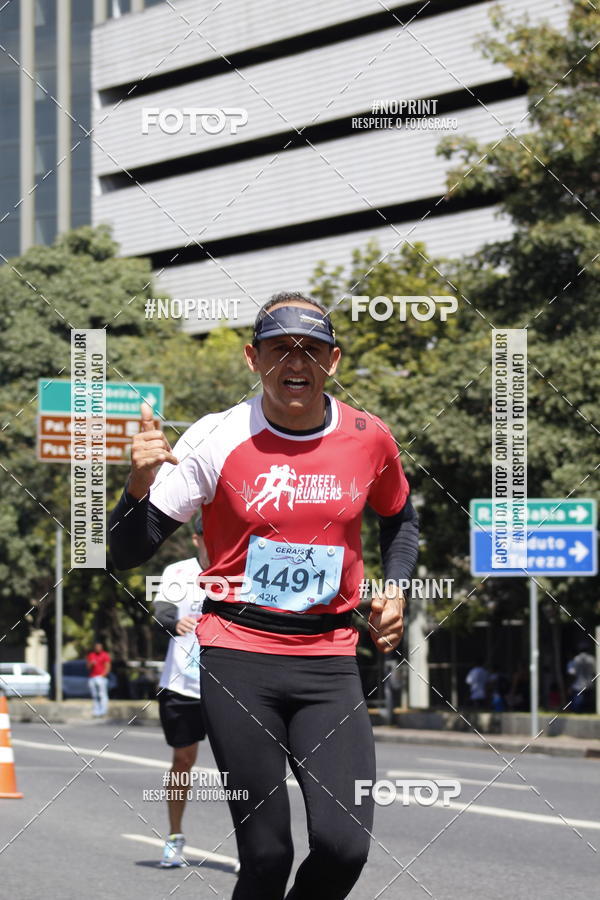 Buy your photos of the eventMaratona e Meia Maratona das Gerais on Fotop