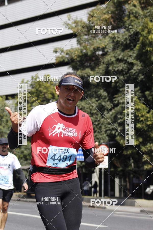 Buy your photos of the eventMaratona e Meia Maratona das Gerais on Fotop