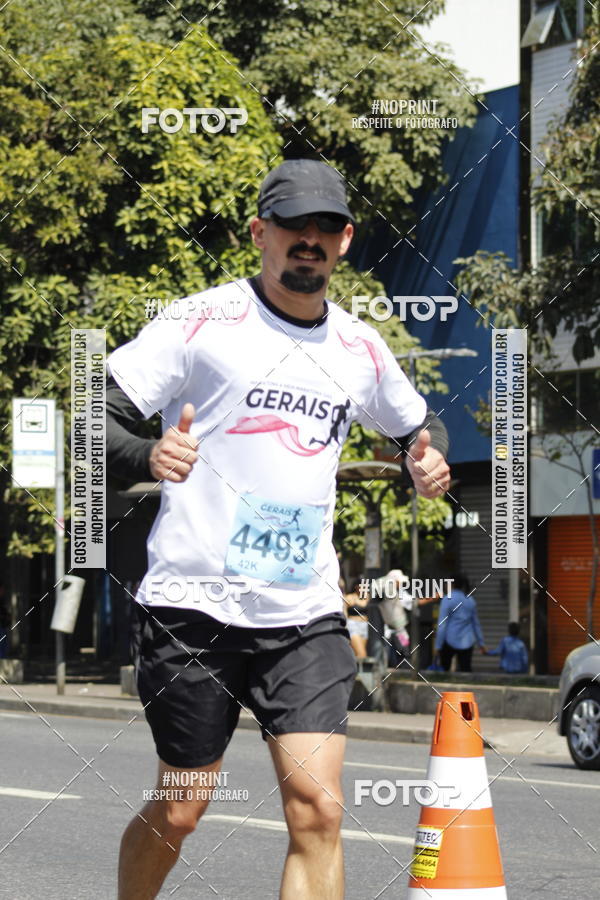 Buy your photos of the eventMaratona e Meia Maratona das Gerais on Fotop
