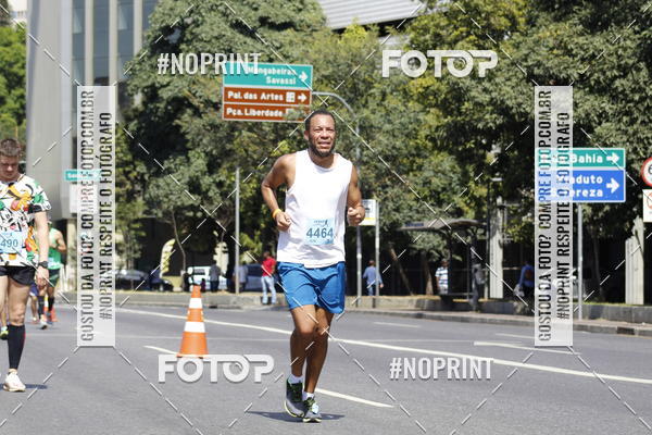 Buy your photos of the eventMaratona e Meia Maratona das Gerais on Fotop