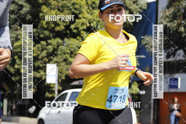 Buy your photos of the eventMaratona e Meia Maratona das Gerais on Fotop
