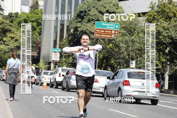 Buy your photos of the eventMaratona e Meia Maratona das Gerais on Fotop