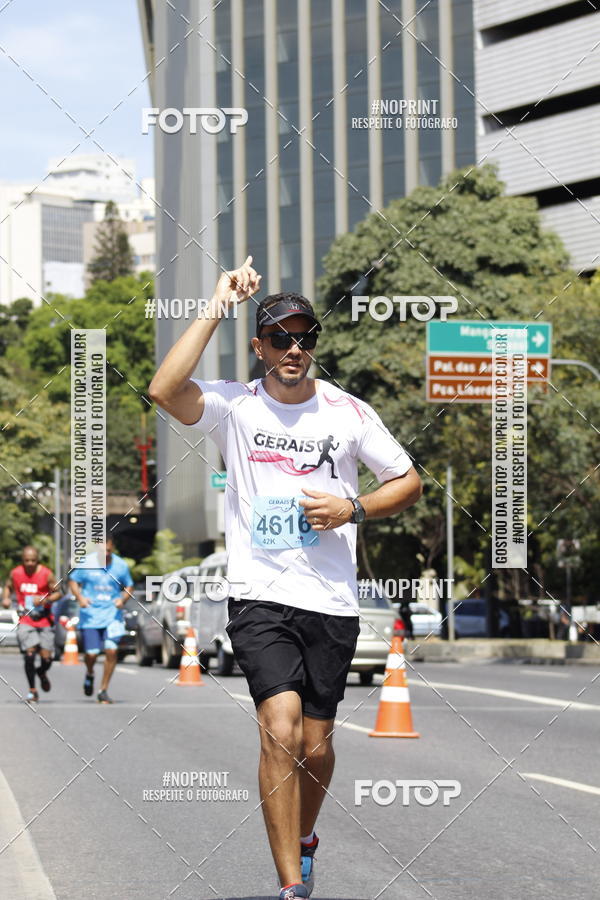 Buy your photos of the eventMaratona e Meia Maratona das Gerais on Fotop