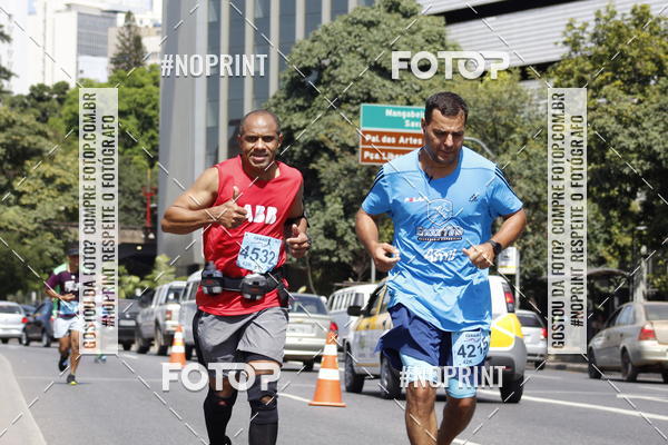 Buy your photos of the eventMaratona e Meia Maratona das Gerais on Fotop