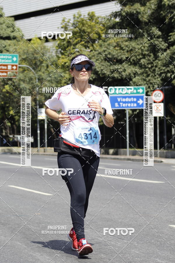 Buy your photos of the eventMaratona e Meia Maratona das Gerais on Fotop