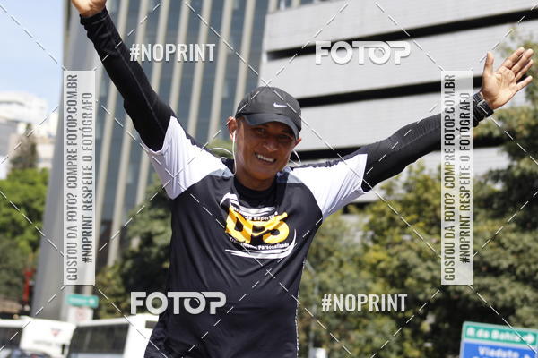 Buy your photos of the eventMaratona e Meia Maratona das Gerais on Fotop