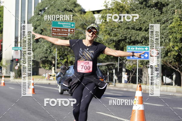 Buy your photos of the eventMaratona e Meia Maratona das Gerais on Fotop
