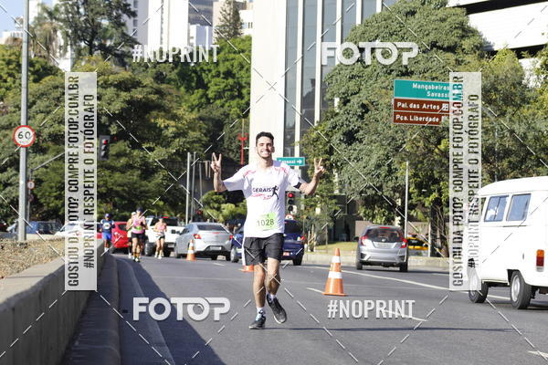Buy your photos of the eventMaratona e Meia Maratona das Gerais on Fotop
