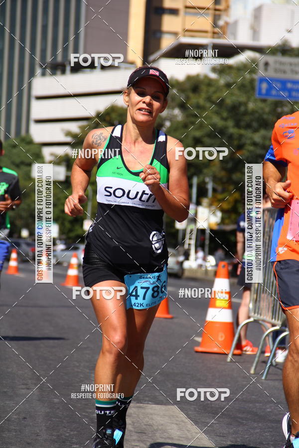 Buy your photos of the eventMaratona e Meia Maratona das Gerais on Fotop
