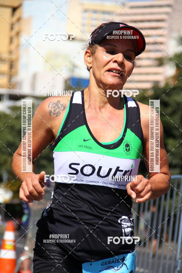 Buy your photos of the eventMaratona e Meia Maratona das Gerais on Fotop