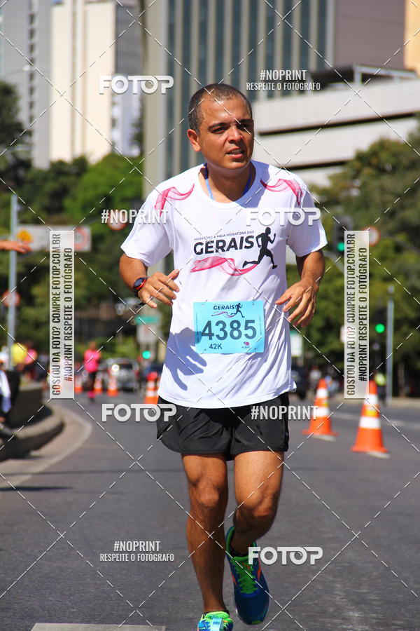 Buy your photos of the eventMaratona e Meia Maratona das Gerais on Fotop