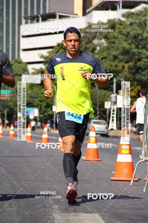 Buy your photos of the eventMaratona e Meia Maratona das Gerais on Fotop