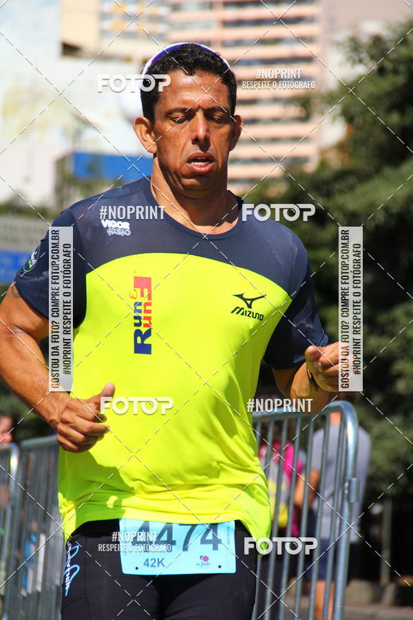Buy your photos of the eventMaratona e Meia Maratona das Gerais on Fotop