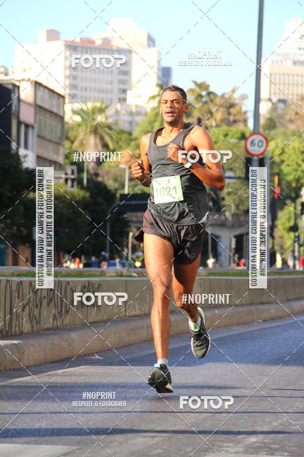 Buy your photos of the eventMaratona e Meia Maratona das Gerais on Fotop