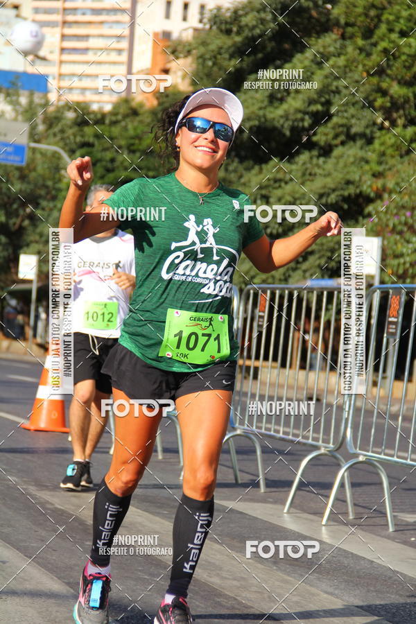 Buy your photos of the eventMaratona e Meia Maratona das Gerais on Fotop