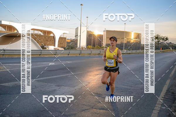 Buy your photos of the eventMaratona e Meia Maratona das Gerais on Fotop