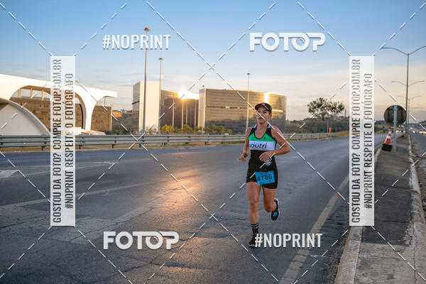 Buy your photos of the eventMaratona e Meia Maratona das Gerais on Fotop