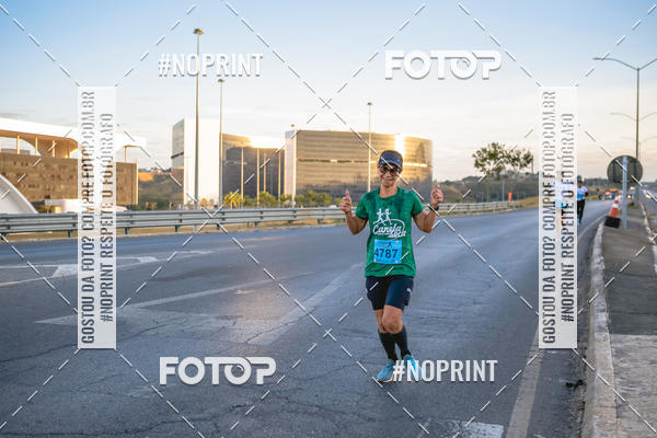 Buy your photos of the eventMaratona e Meia Maratona das Gerais on Fotop