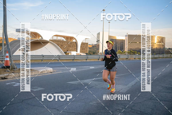 Buy your photos of the eventMaratona e Meia Maratona das Gerais on Fotop