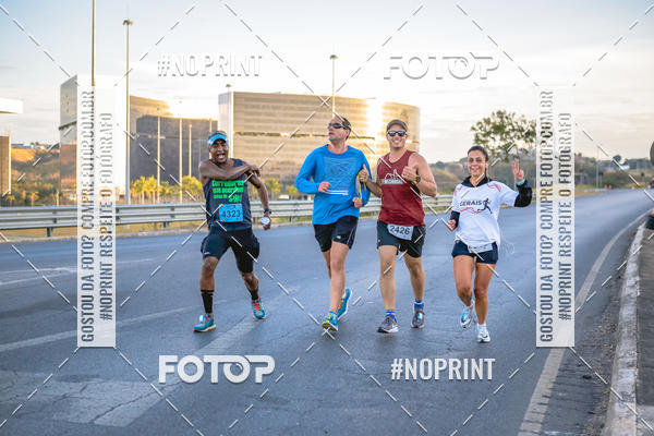 Buy your photos of the eventMaratona e Meia Maratona das Gerais on Fotop