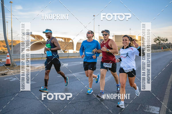 Buy your photos of the eventMaratona e Meia Maratona das Gerais on Fotop