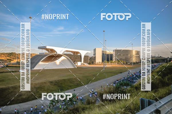 Buy your photos of the eventMaratona e Meia Maratona das Gerais on Fotop