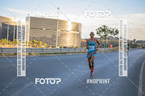 Buy your photos of the eventMaratona e Meia Maratona das Gerais on Fotop