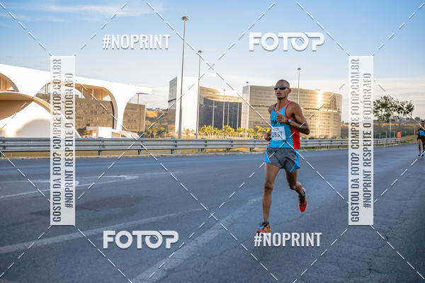 Buy your photos of the eventMaratona e Meia Maratona das Gerais on Fotop