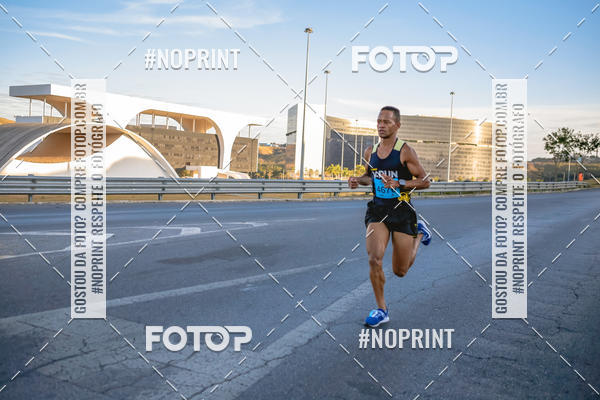 Buy your photos of the eventMaratona e Meia Maratona das Gerais on Fotop