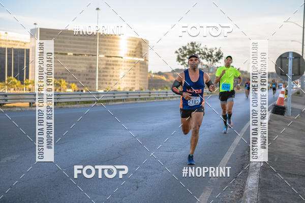 Buy your photos of the eventMaratona e Meia Maratona das Gerais on Fotop