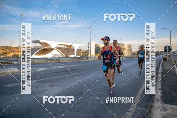 Buy your photos of the eventMaratona e Meia Maratona das Gerais on Fotop