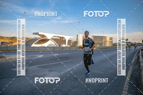 Buy your photos of the eventMaratona e Meia Maratona das Gerais on Fotop