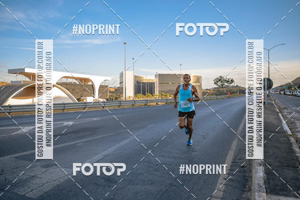 Buy your photos of the eventMaratona e Meia Maratona das Gerais on Fotop