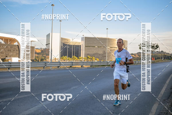 Buy your photos of the eventMaratona e Meia Maratona das Gerais on Fotop